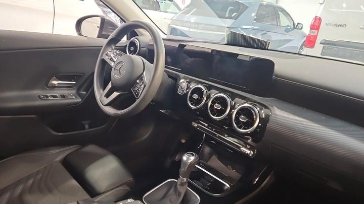 Mercedes-Benz A-Class Schalter WIDE*LED*CARPLAY*T-LEDER*PARK-ASI, миниатюра 6