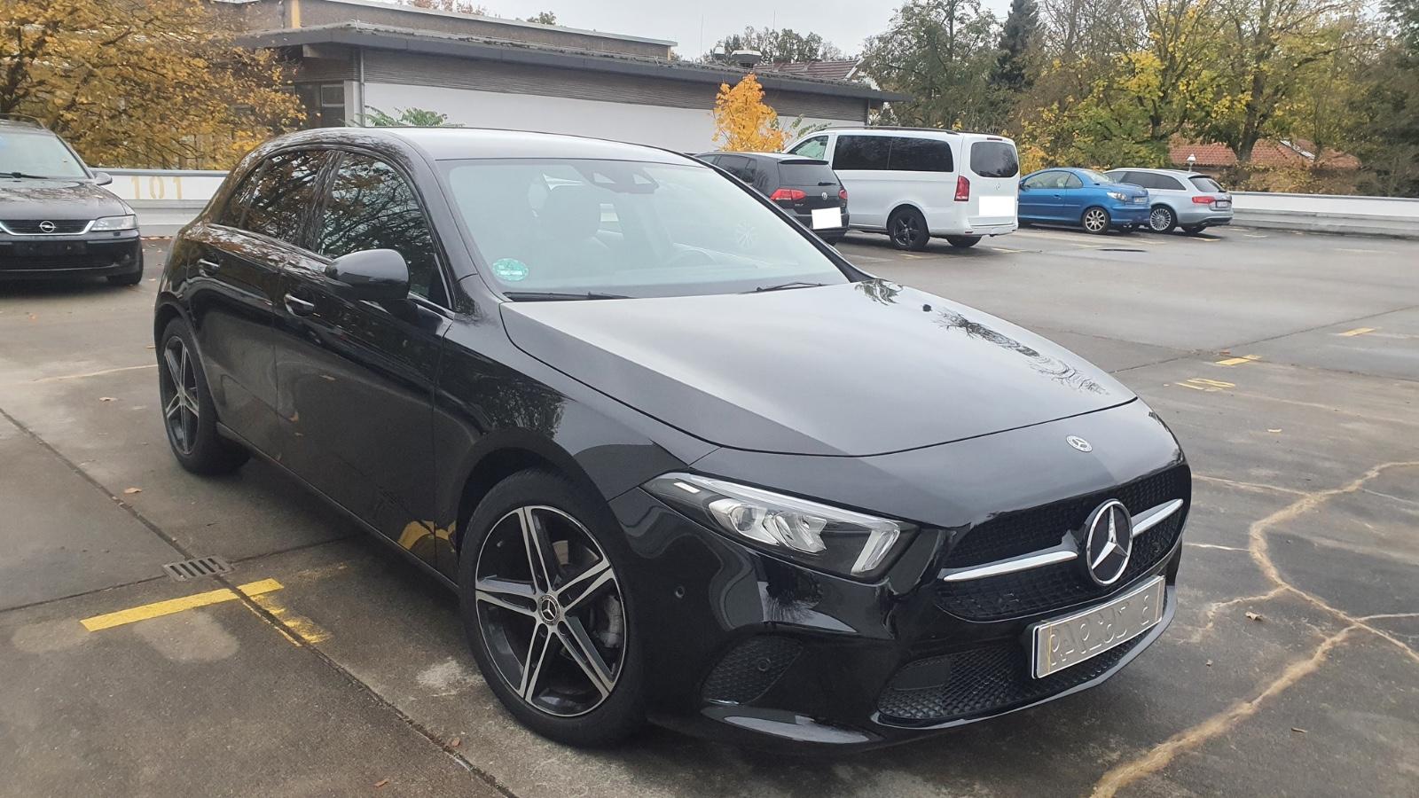 Mercedes-Benz A 180 Progressive *AMG Line Automat.CAM PDC ACC*