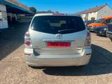 Toyota Corolla Verso 2.2-l-D-4D Klima Start/Stop 7Sitze - Toyota Corolla Verso mit Diesel-Antrieb