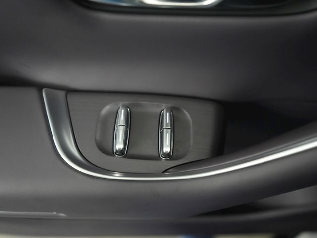 C10 DESIGN PRO 69,9 kWh+NAVI+360°KAMERA+PANORAMA