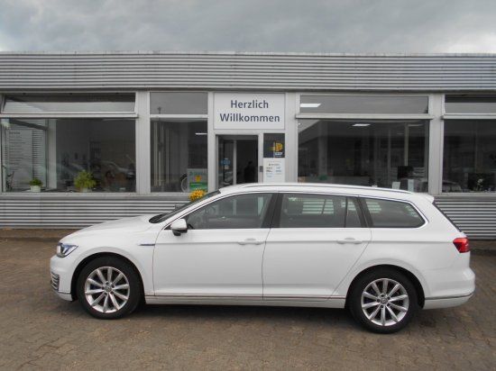 Volkswagen Passat Variant GTE DSG AHK abnehmb.,Sitzh.,Stand