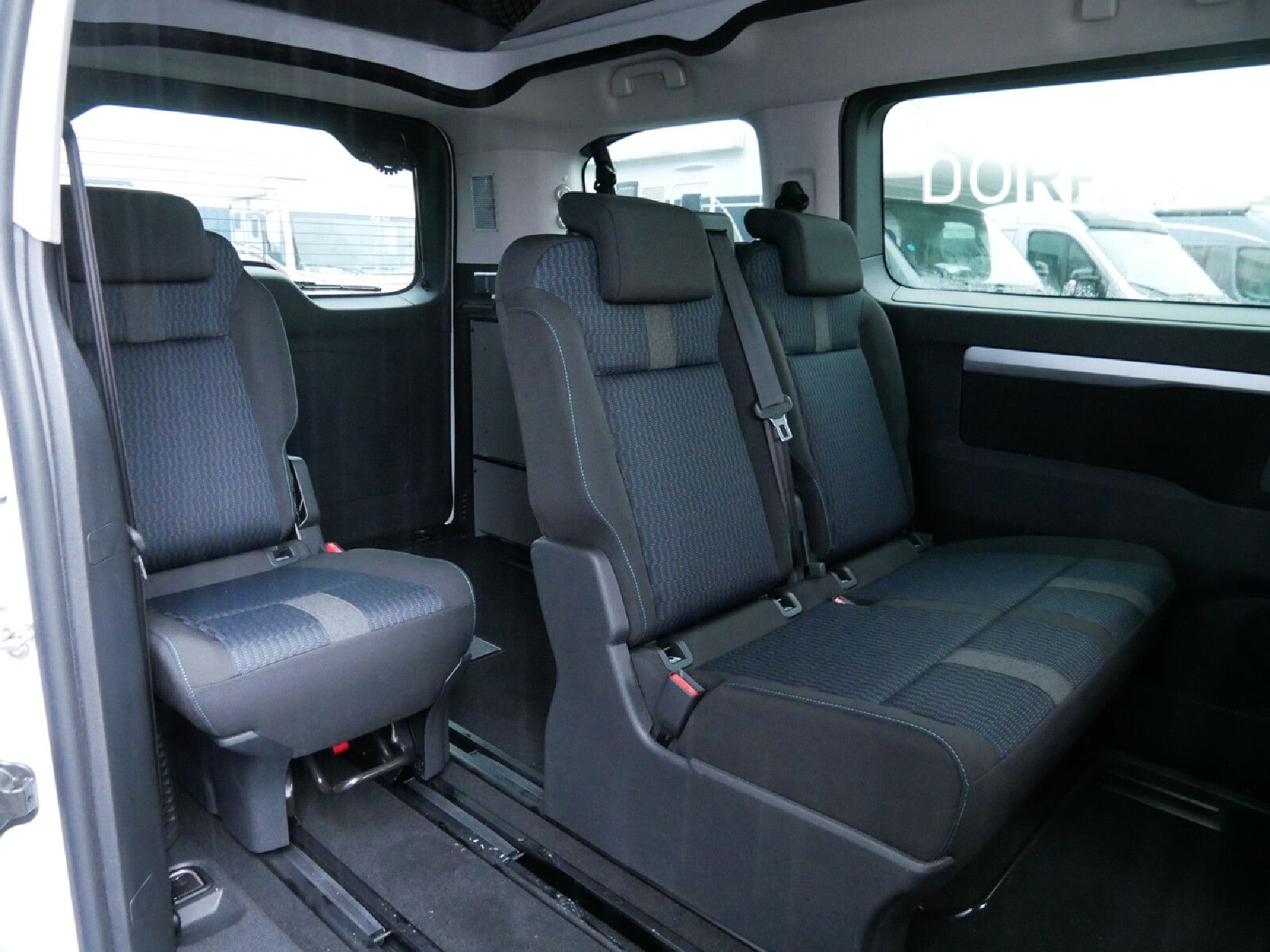 Fahrzeugabbildung Pössl Vanster Peugeot 145 PS