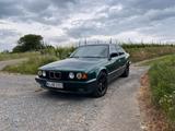 BMW E34 5er 520i - BMW 520: 520i E34