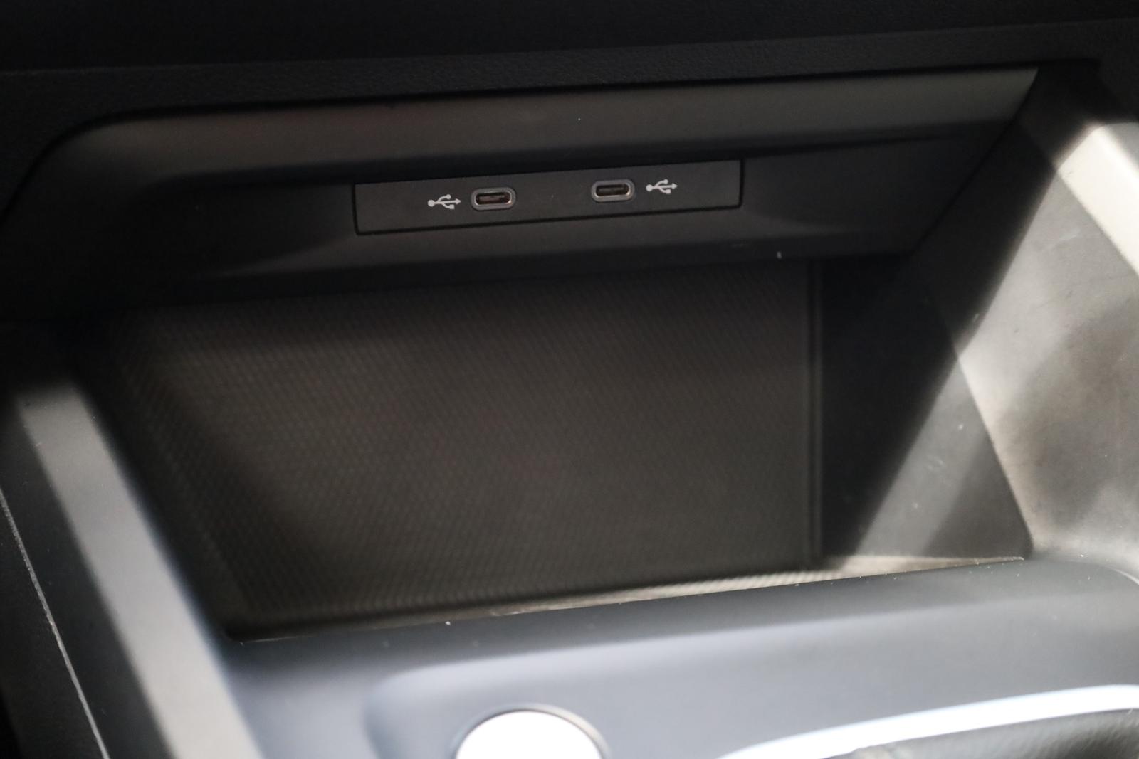 Volkswagen Golf VIII 1.5 TSI App Connect ACC DAB LED, миниатюра 22