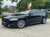 Jaguar XF R-Sport Limousine Aut. LED LEDER XENON - Jaguar XF mit Diesel-Antrieb: Limousine