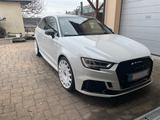Audi RS3 2.5 TFSI S tronic quattro Sportback - - Audi RS3 mit Benzin-Antrieb: Sportwagen