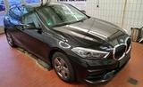 BMW 116 d Aut. Sport Line NAVI/KLIMA/MULTI/WIFI - BMW 116 Gebrauchtwagen in Frankfurt