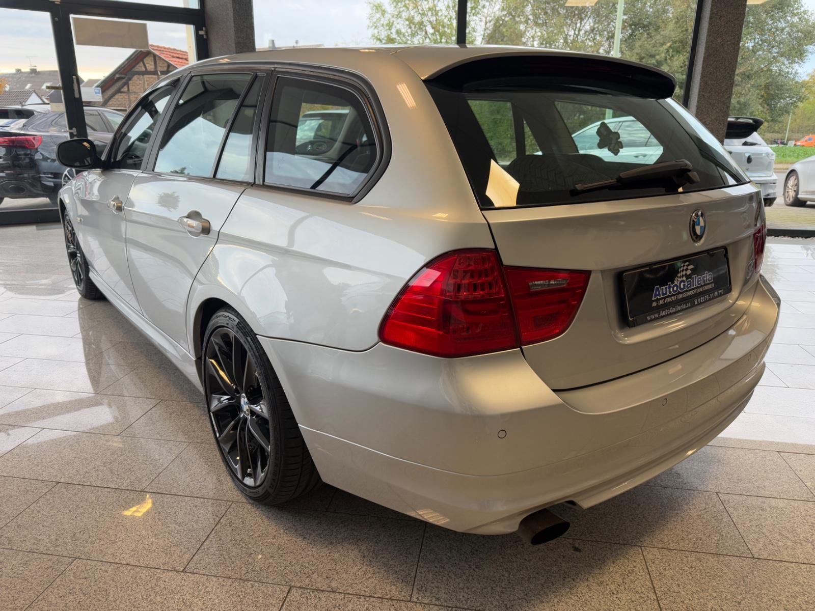 BMW 318 2009 — photo 10