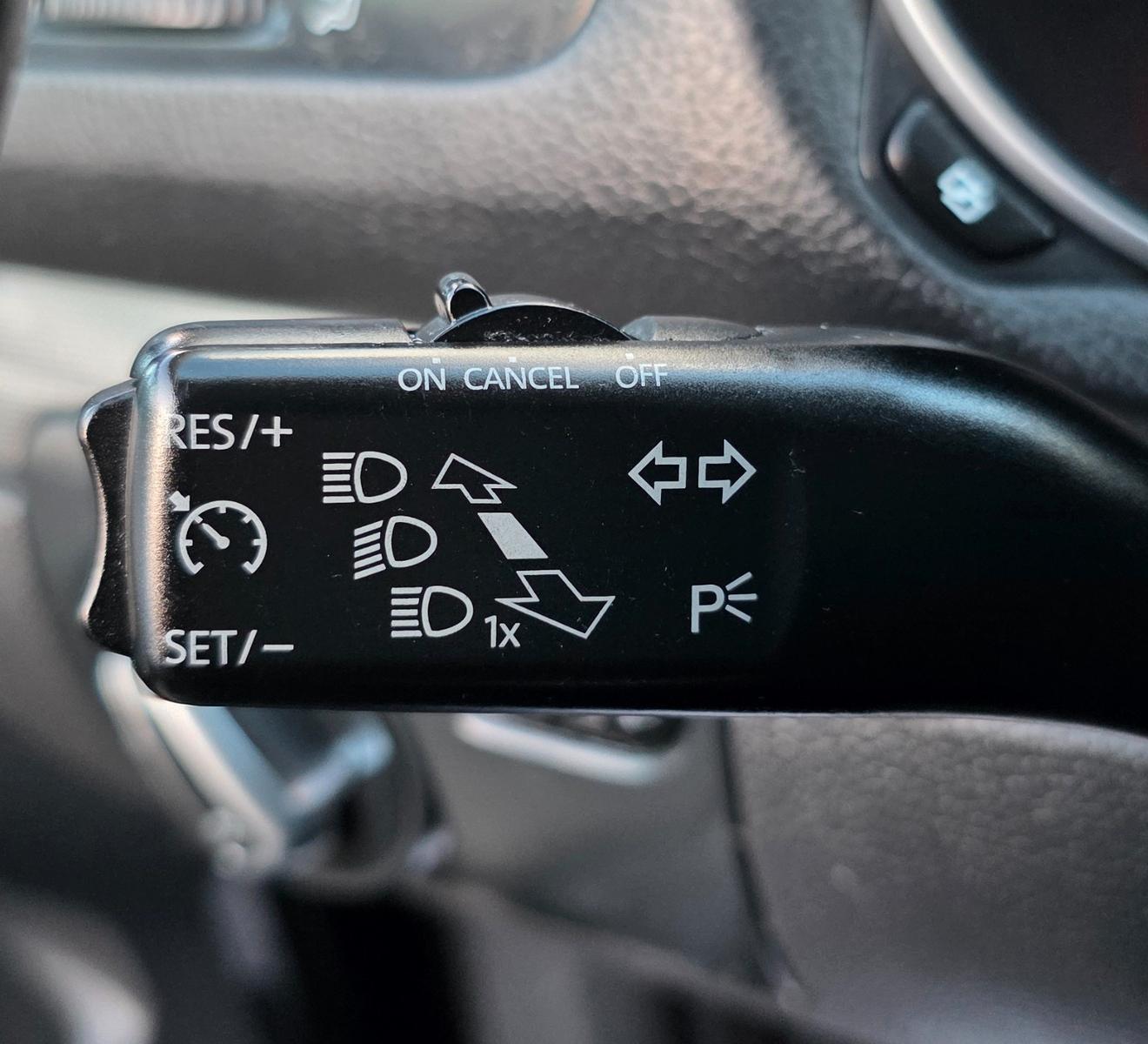 Volkswagen Golf 2011 — photo 25