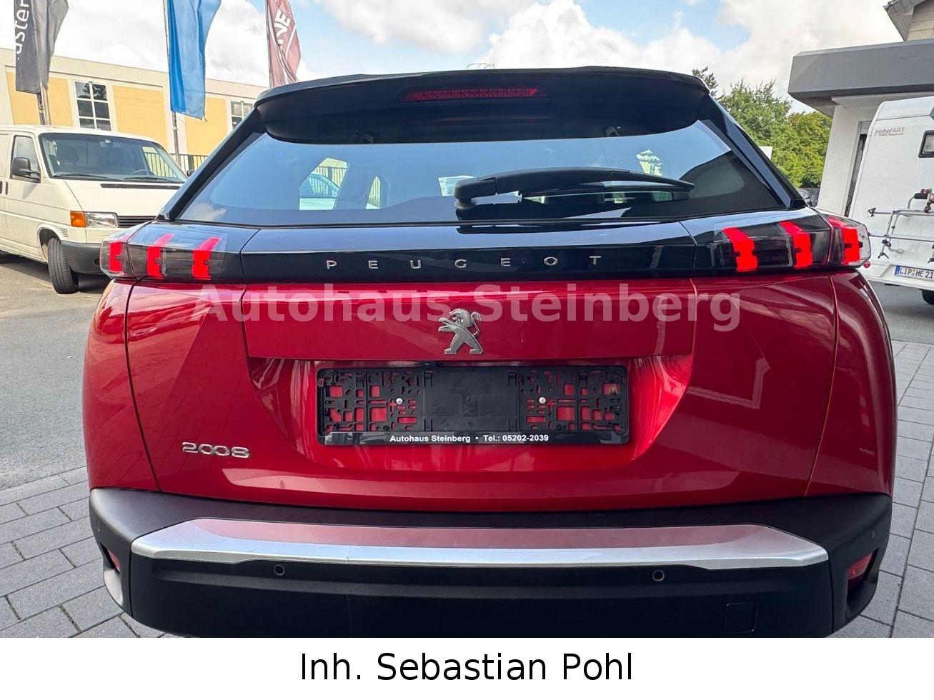 Peugeot 2008 Allure*LED*APP*NAVI*LEDER*1.HAND