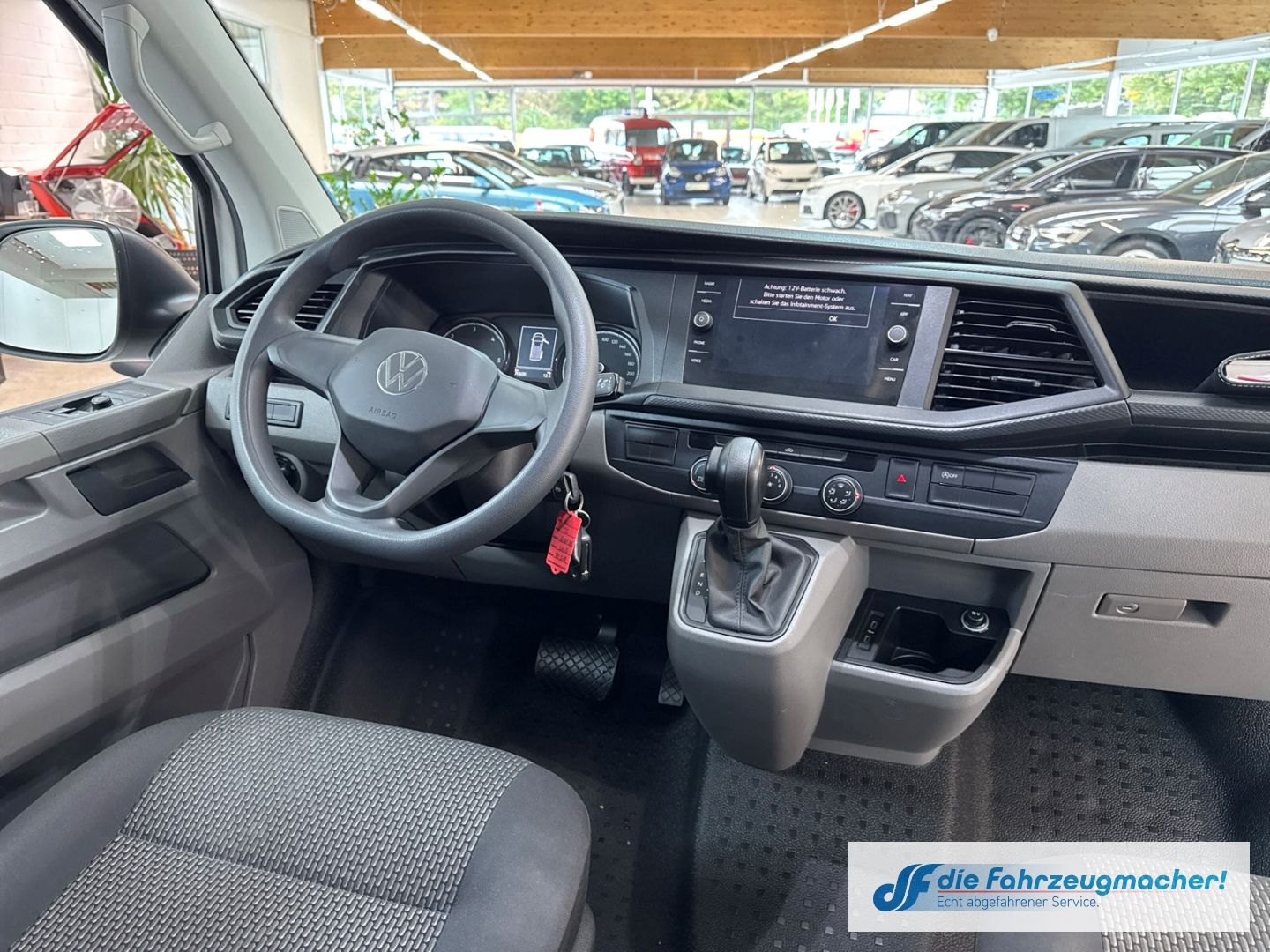 Fahrzeugabbildung Volkswagen T6.1 Transporter MIXTO Trendline lang 4Motion 2.