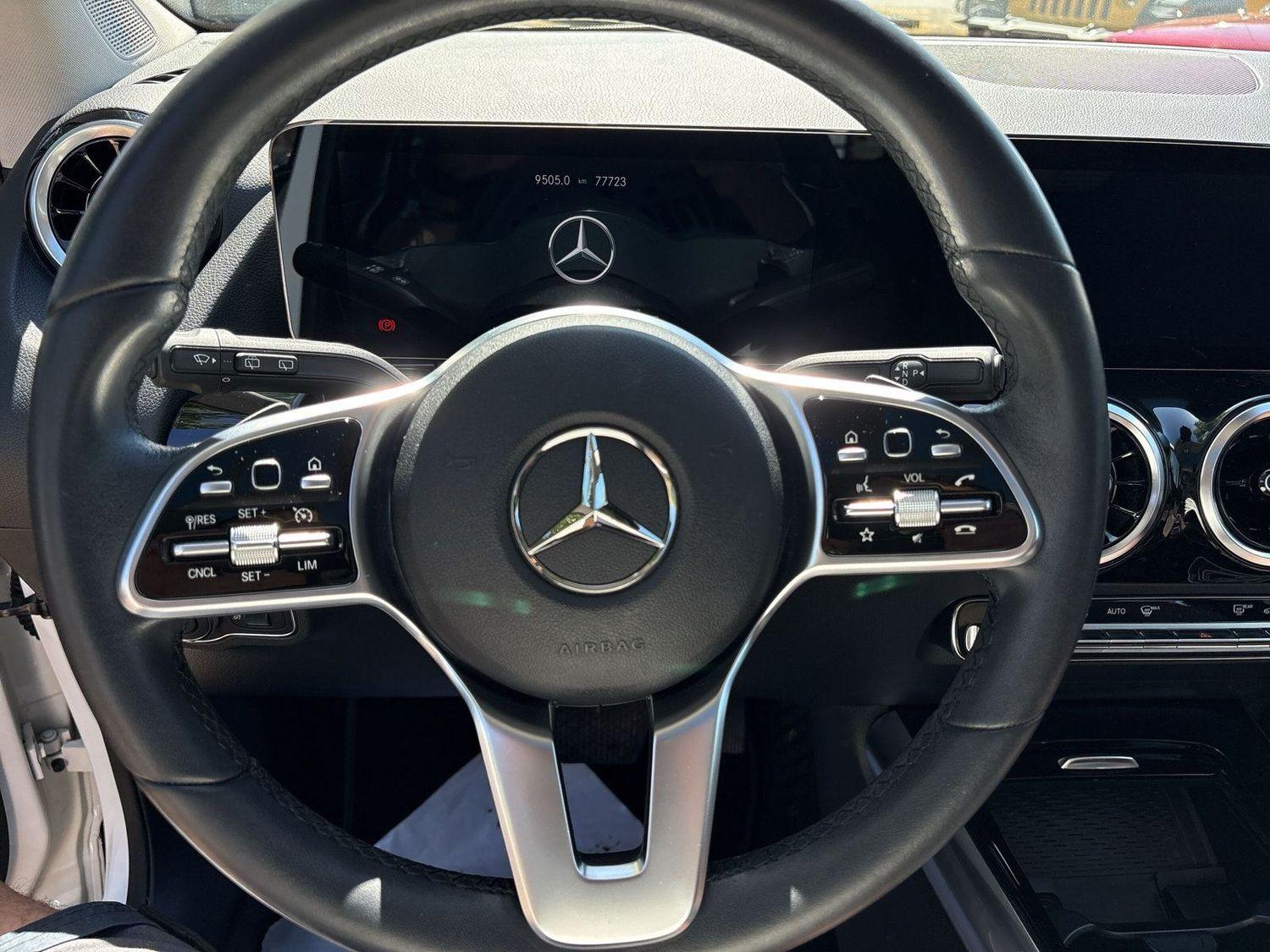 Mercedes-Benz GLA 8Fach PANO AHK ACC, миниатюра 25