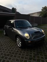 MINI Cooper S Coupé - graue MINI Coupe Serie