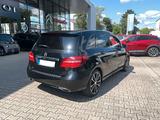 Mercedes-Benz B 200 7G AMG LED Navi Pano Kamera AHK Night - mit Benzin-Antrieb: Kleinbus, 20