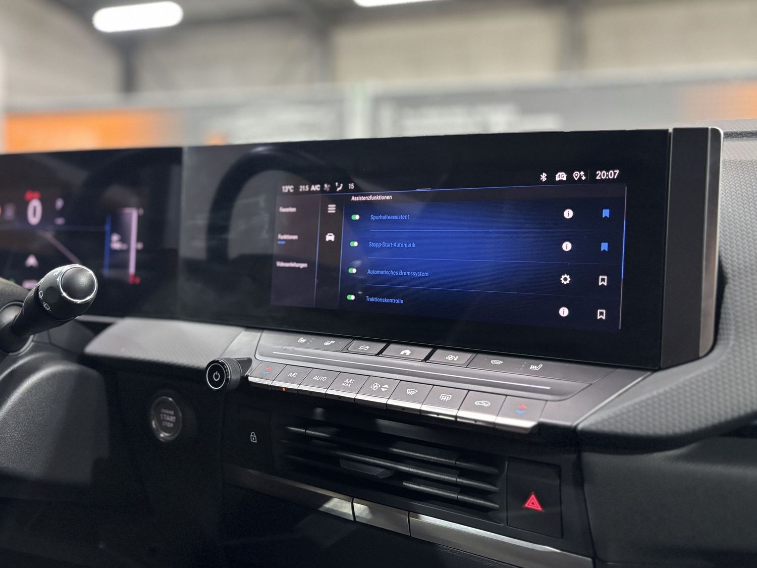 Fahrzeugabbildung Opel Astra Sports Tourer Elegance #LED#Kamera#Digital