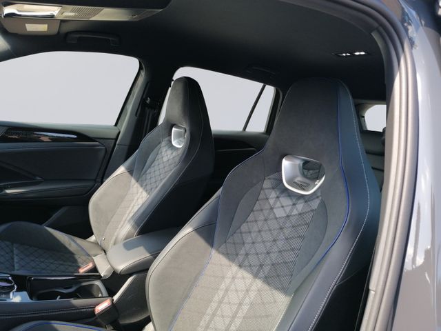 Tiguan 1.5 eTSI DSG R-Line RFK+LED+NAVI+ACC+