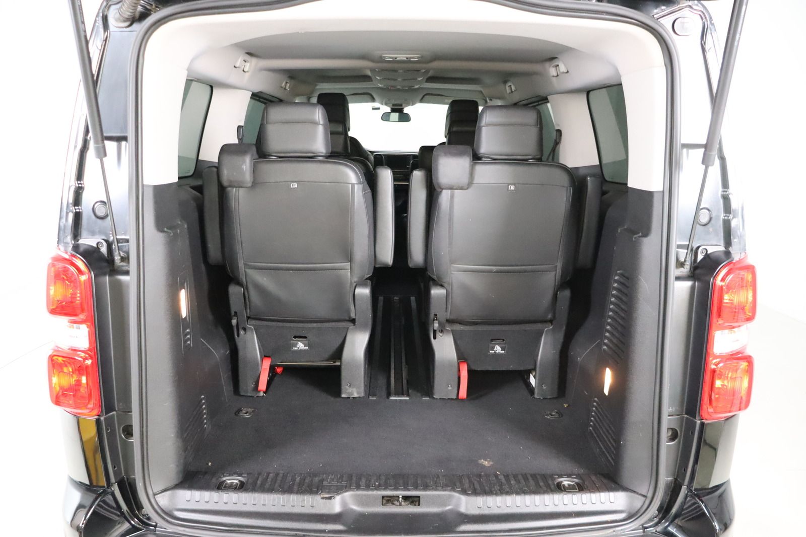 Fahrzeugabbildung Citroën Spacetourer Bus Lounge XL * LED * Navi