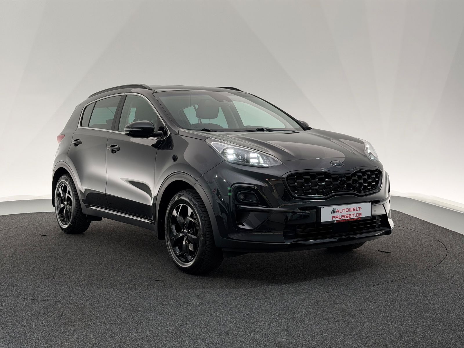 Gebrauchtwagen Kia Sportage Sportage 1.6 T-GDI 4WD*BLACK EDITION*LED-R.KAM in Fulda
