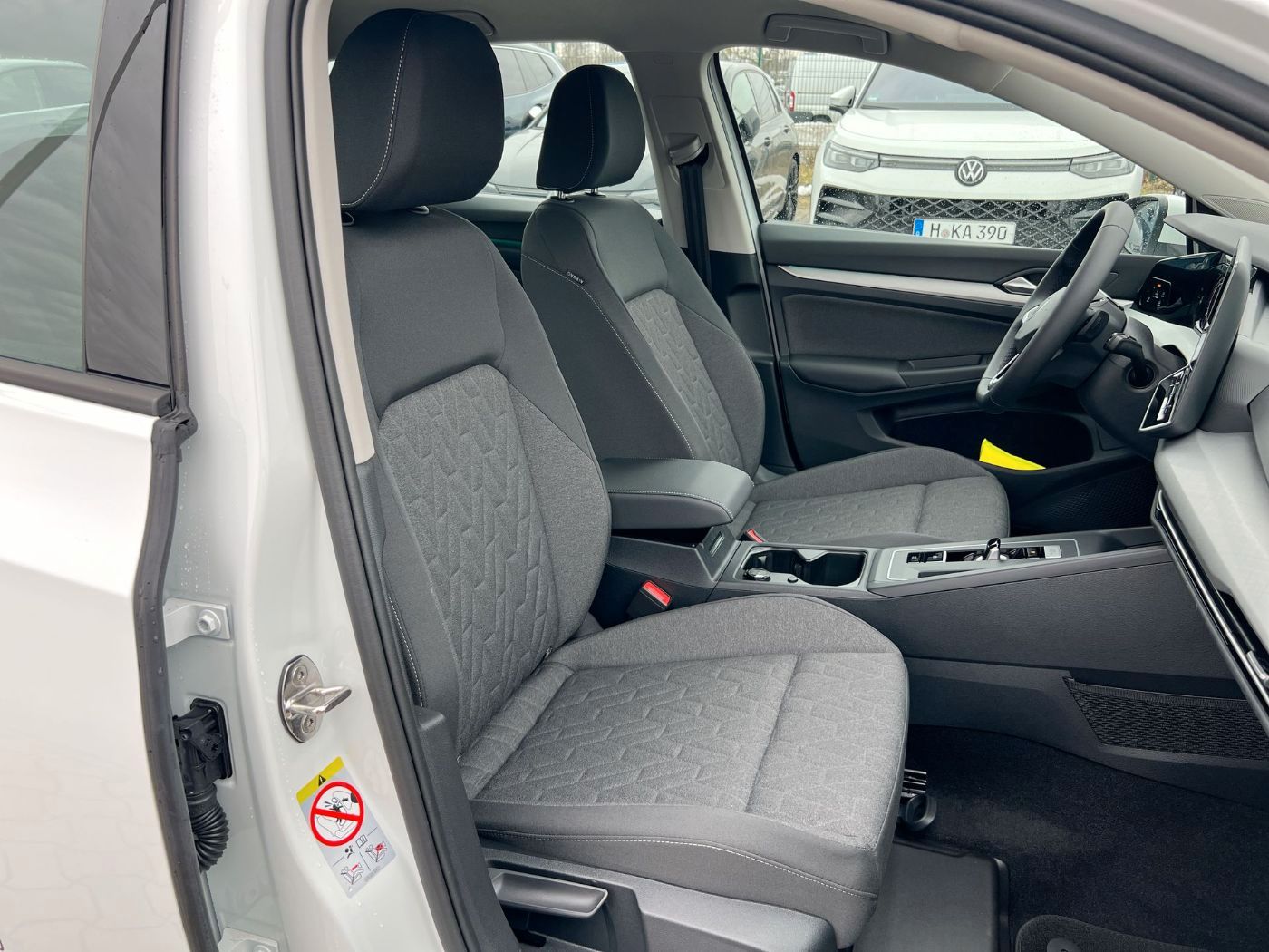 Volkswagen Golf Life 1.5 eTSI DSG Life Navi LED ACC SHZ ACC foto 11