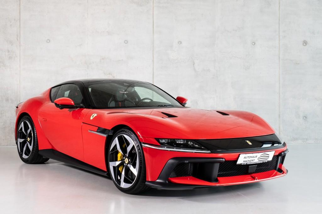 Ferrari 12 Cilindri Prod 26 Lift Carbon Stock 