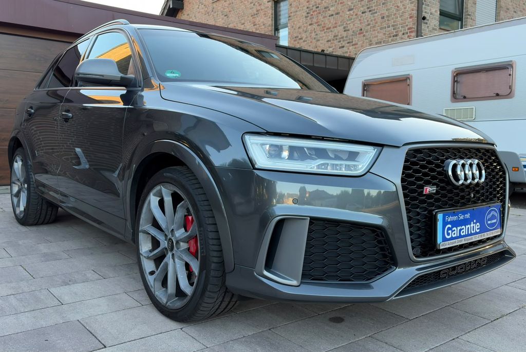 Image of Audi RSQ3