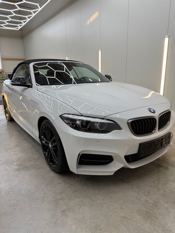 BMW M240i