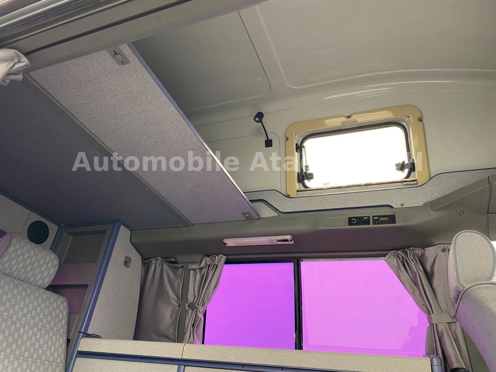 Fahrzeugabbildung Volkswagen T4 *California* Benzin Automatik KÜCHE (1687)