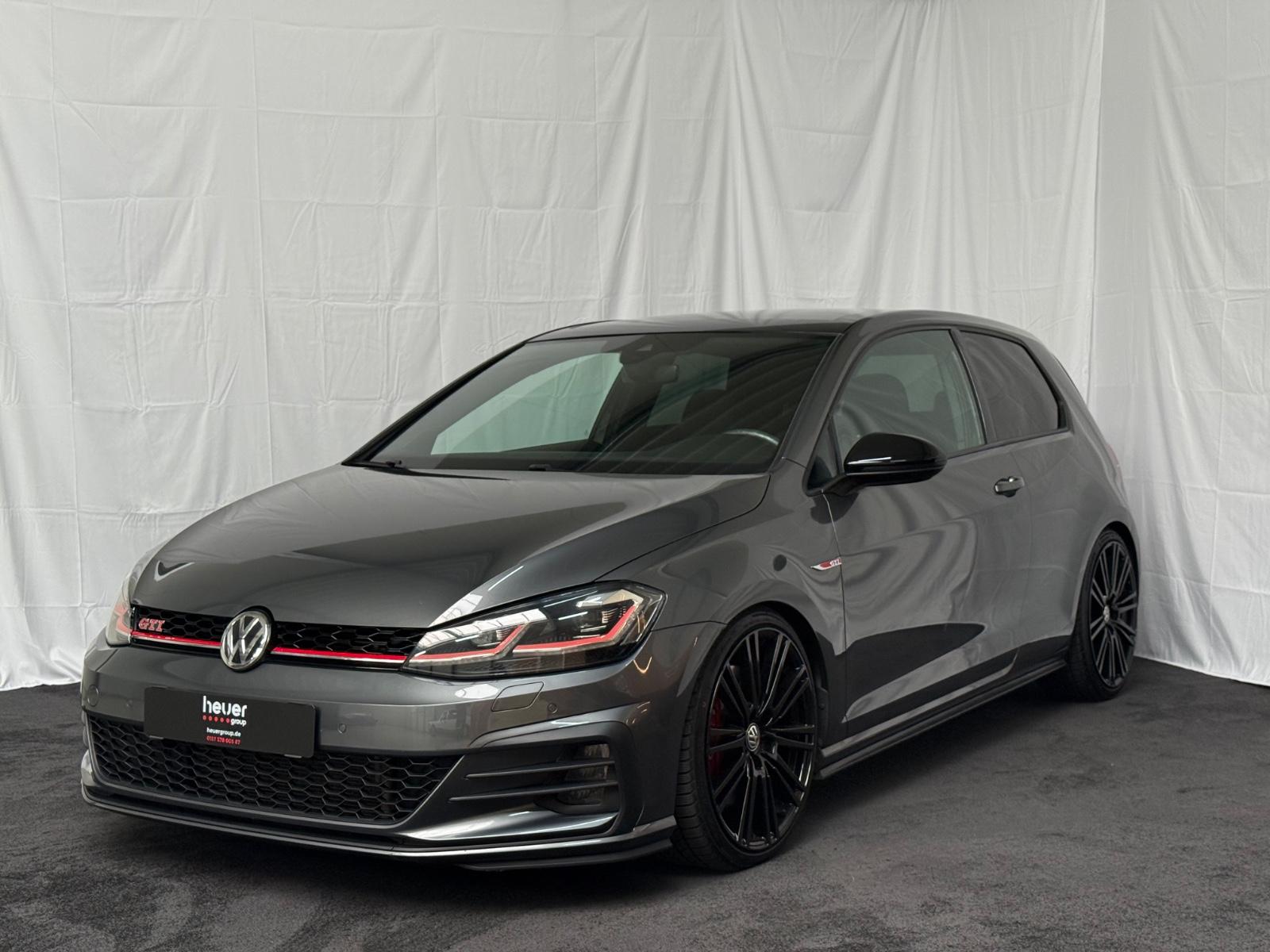 Volkswagen Golf VII Lim. GTI Performance/PANO/TOPSPORT/ACC