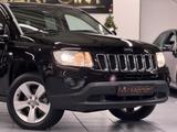 Jeep Compass Limited 2.4l 4x4/Automatik/PDC/BT/ - Jeep aus 2013