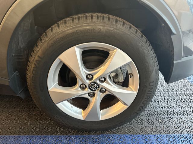 Toyota C-HR  Flow