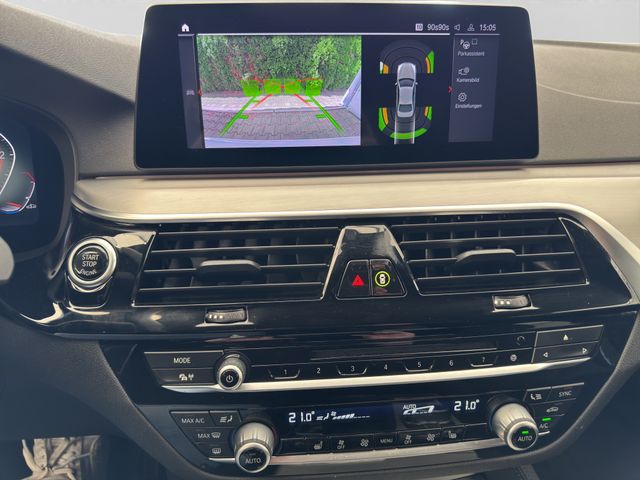 Fahrzeugabbildung BMW 520d M Sport+M Fahrwerk+Adaptive LED+CAM+HUD+DAB