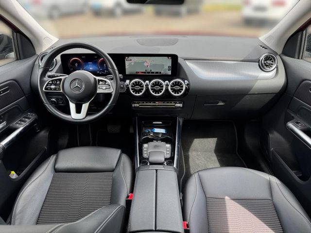 GLA 250 e Progressive Navi Panorama AHK Business