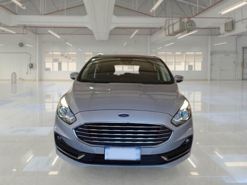 Ford S-Max 2.5 full hybrid Titanium Business 190 imagem 3