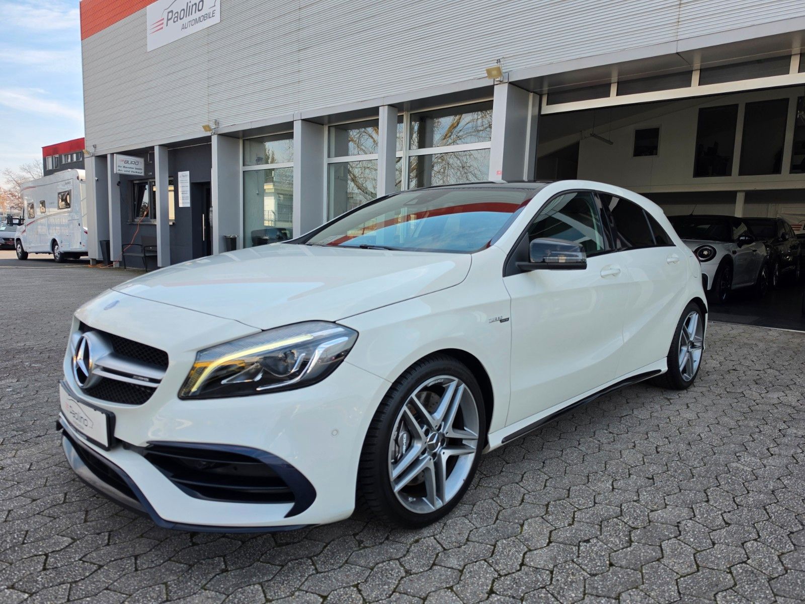 MERCEDES-BENZ A 45 AMG 4Matic *Panorama*Garantie*8-fach*