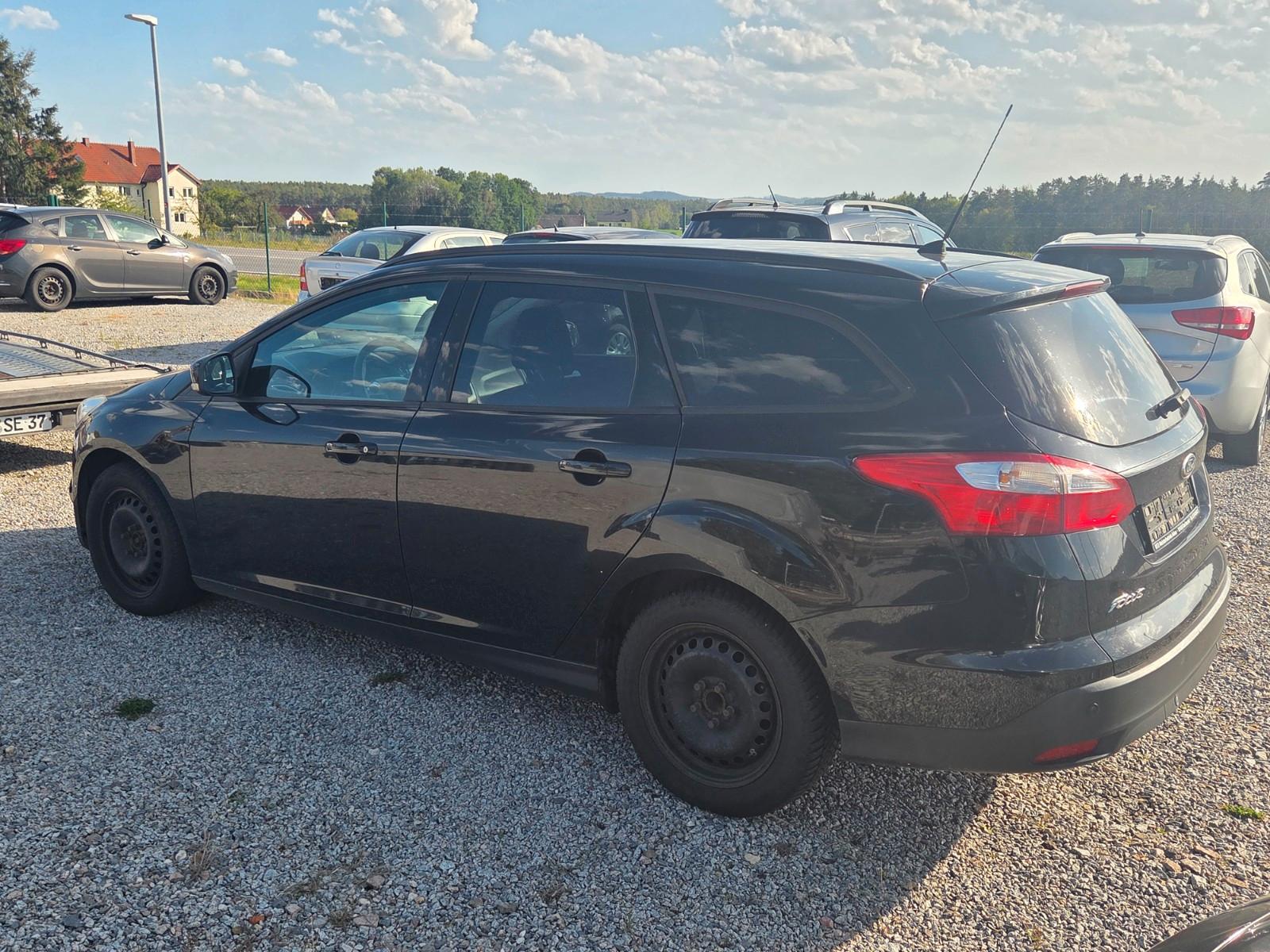 Ford Focus 2013 — photo 7