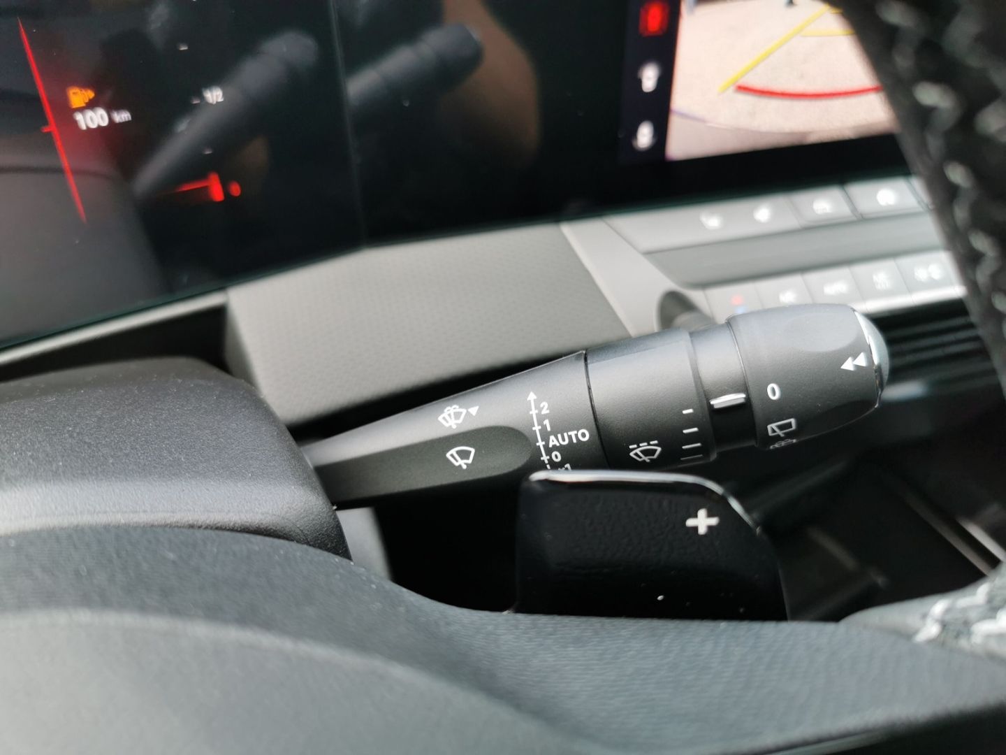 Fahrzeugabbildung Opel Astra Ultimate HUD Panorama Navi Memory Sitz SHZ