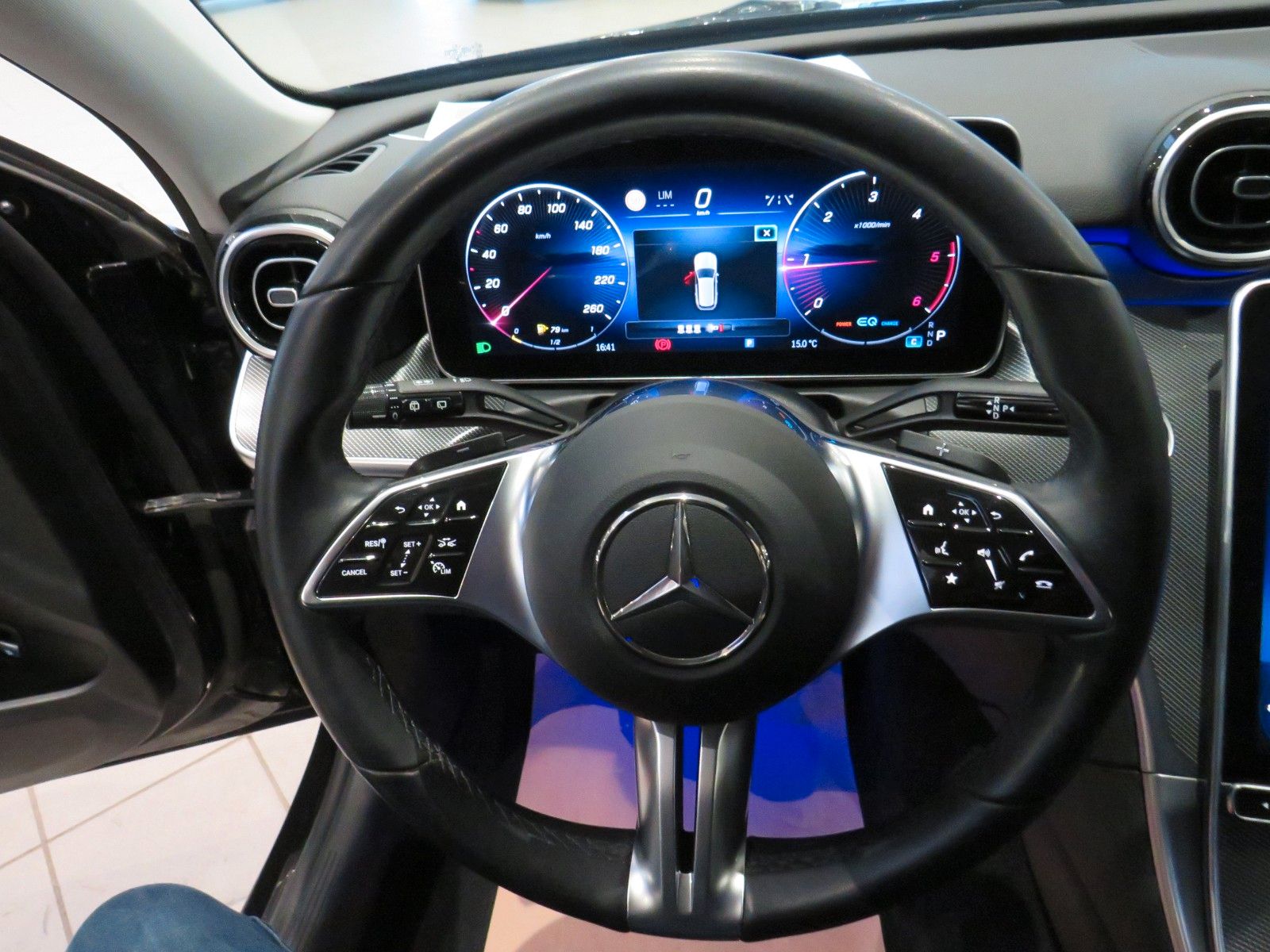 Fahrzeugabbildung Mercedes-Benz C 220 T d*LED*AHK*CAM*Spur*Toten*Distr*Fernlicht