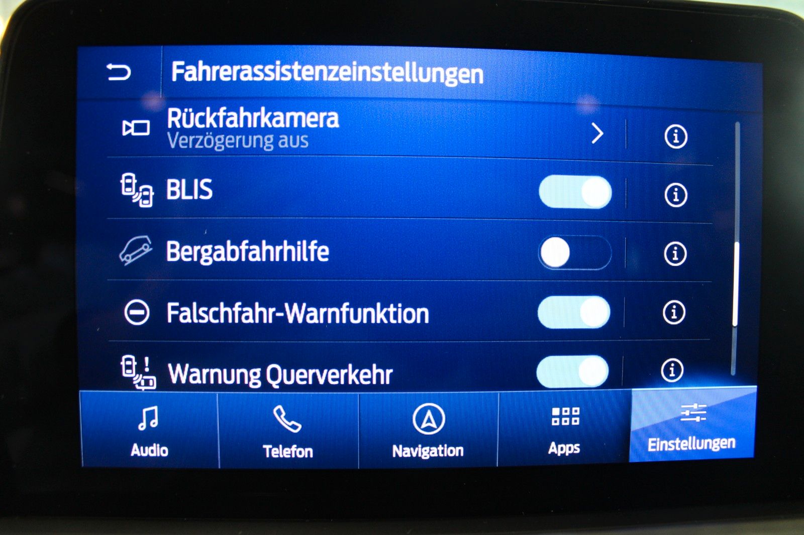 Fahrzeugabbildung Ford Kuga PHEV Titanium X AHK LED HUD 2xCam WinterP.