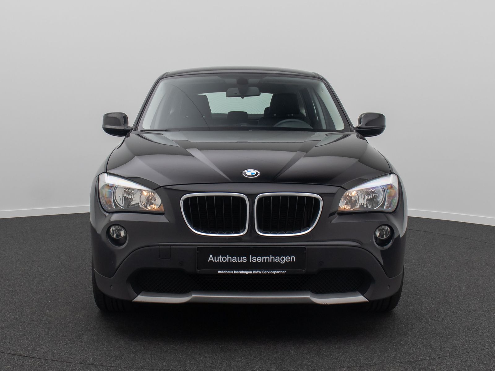 Fahrzeugabbildung BMW X1 sD18d PDC HiFi Leder KlimaAut Multilenkrad LM