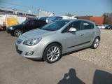 Opel Astra J. 5-trg. Sport*Klima*Navi*PDC*Tüv-2027* - Opel Astra aus 2010 mit Diesel-Antrieb