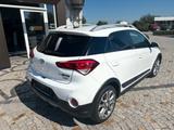 Hyundai i20 Active Passion + - Hyundai i20: Active Passion