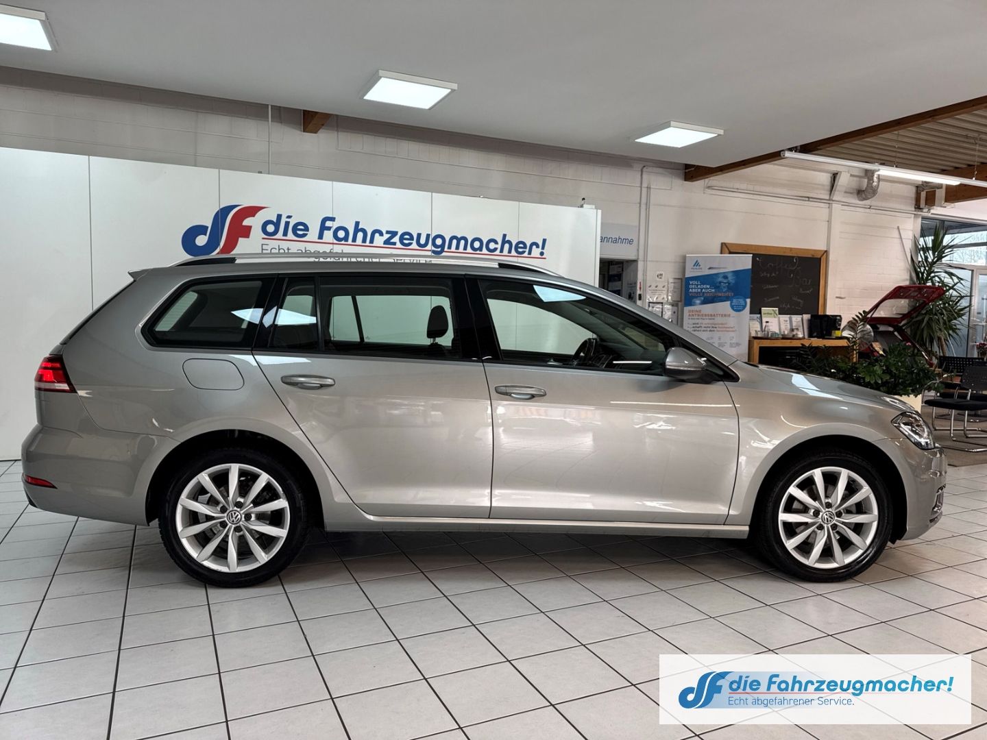 Fahrzeugabbildung Volkswagen Golf VII Variant Comfortline BMT Start-Stopp Mas