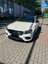Mercedes-Benz Mercedes Benz E 220d - AMG Line - mit Diesel-Antrieb: Mercedes AMG