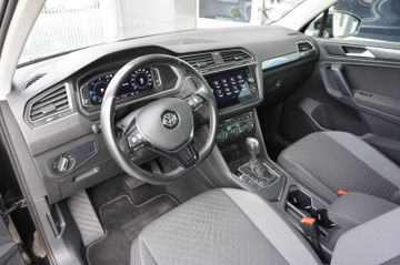 Volkswagen Tiguan - 8