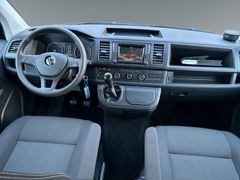 Fahrzeugabbildung Volkswagen T6 Multivan 150 PS Navi Sitzh Temp. 7.Sitze AHK