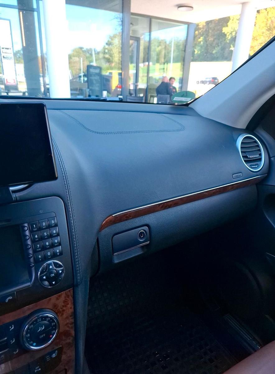 Mercedes-Benz ML280 2008 — photo 11