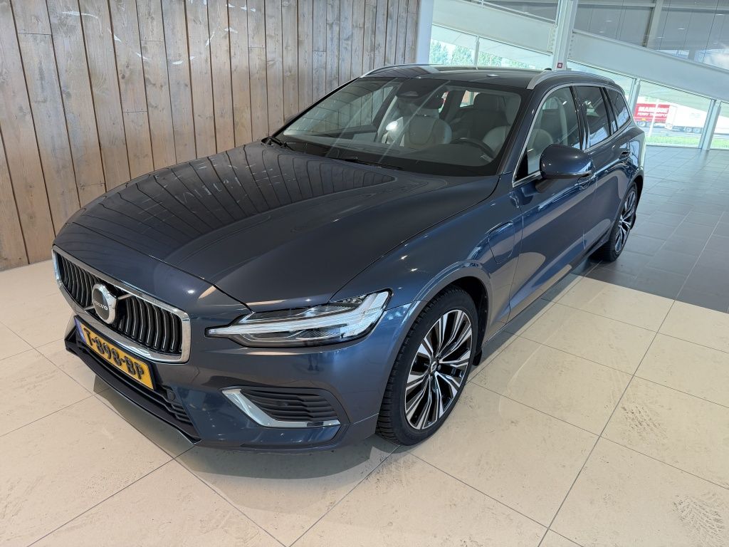 Volvo V60 2.0 T6 Plug-in Hybrid AWD Plus Bright