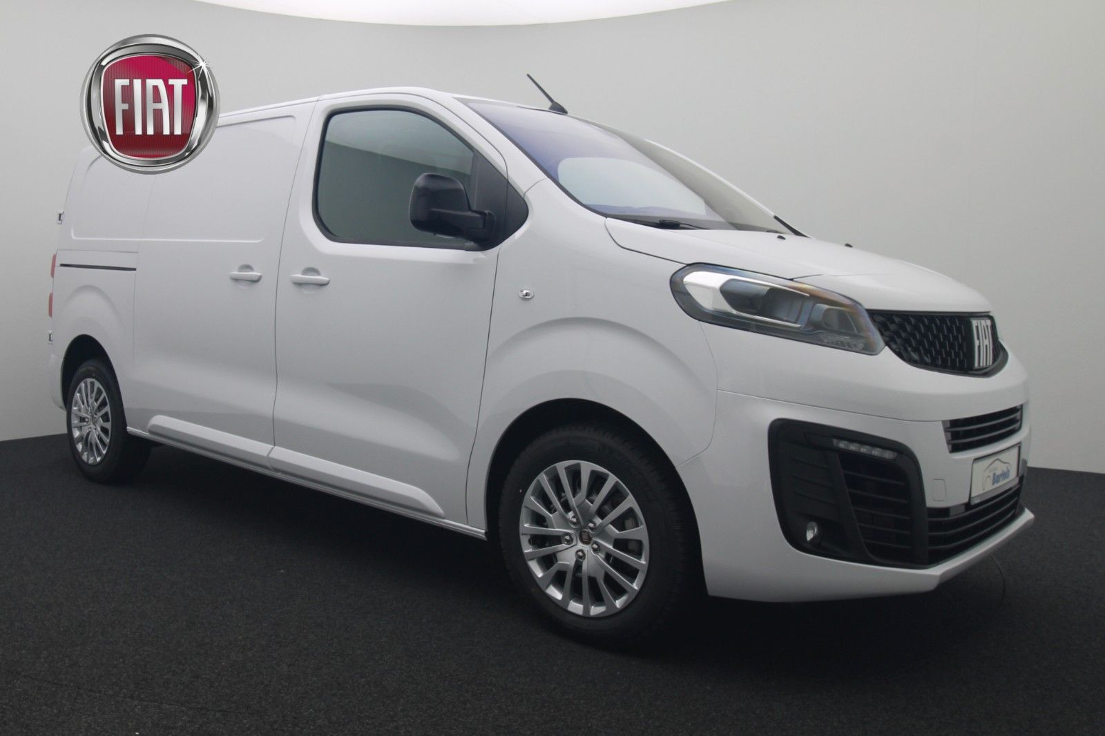 Fahrzeugabbildung Fiat Scudo Kastenwagen SX L2 2.0 145 MT6