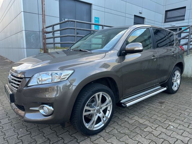 Toyota RAV 4 2.0 4x4 AUTOM. 4X4/AHK/NAVI/LEDER/SCHIEBED