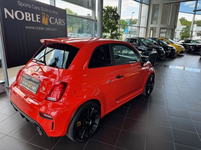 Fahrzeugabbildung Abarth 695 Competizione KLIMA NAVI BEATS